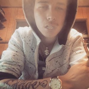 Meet your Posher, Dontee